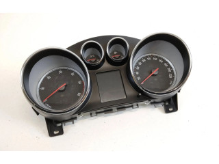 Панель приборов 13346210, 600775881 Opel Meriva B