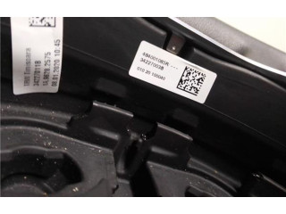 Руль Dacia Sandero - года 484001085r, 484001085R