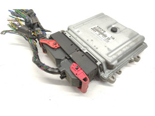 Блок управления двигателя 30785100, 1039S18372   Volvo S80