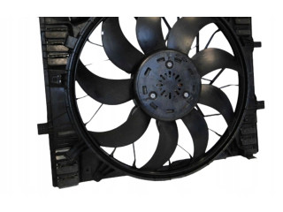 Вентилятор радиатора     A0999067903, A0999067903    Mercedes-Benz E W213 