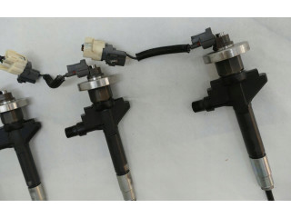 Vstřikovač 13H50 Mazda MPV II LW