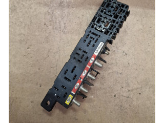 Блок предохранителей  8L0941822A, 896083000   Audi A3 S3 8P    