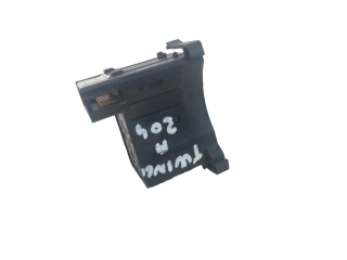 Ручка стеклоочистителей 8200515827, 8200515827 Renault Twingo II