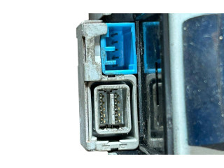 Дисплей 306562451 Volvo XC90