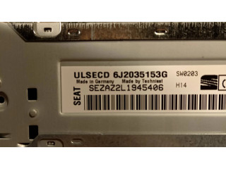 Радио/ проигрыватель CD/DVD / навигация