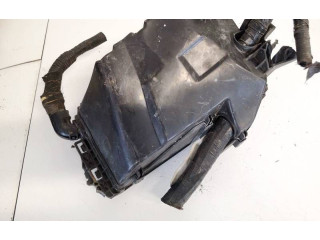 Блок предохранителей 8921153020, 89211-53020 Lexus IS 220D-250-350