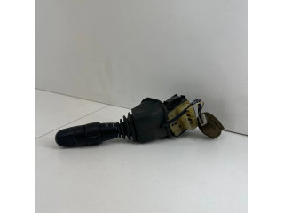 Ручка стеклоочистителей    Chevrolet Nubira