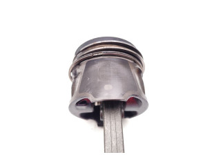 Píst K9K636 Nissan Juke I F15 K9K636