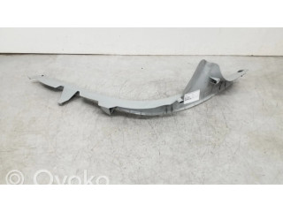 Боковая отделка у заднего сиденья (низ)