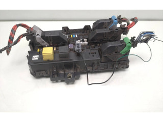 Pojistková skříňka 13220831, 13171831 Opel Zafira B 2006