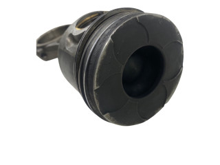  Поршень    Audi A3 S3 8P  