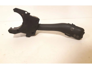 Ручка стеклоочистителей    Volkswagen PASSAT B5