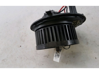 Вентилятор печки    5WB819015A, A0-4068N   Volkswagen Golf VIII