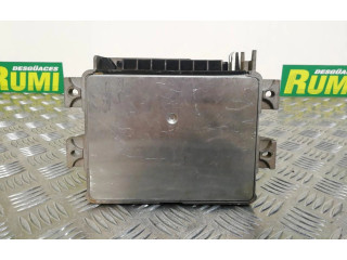 Блок управления двигателем Блок управления 7700586784   Renault Twingo I