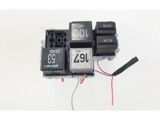 Pojistková skříňka Porsche Cayenne (9PA) 2004