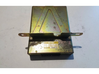 Блок управления двигателя 4079013633 Mazda 626