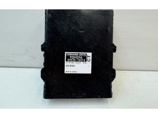 Блок управления коробкой передач 8953576010   Toyota Prius (XW30)