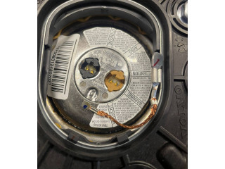 Подушка безопасности водителя P30721996 Volvo V70