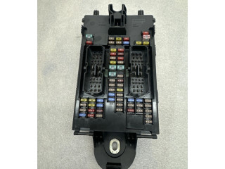 Блок предохранителей 32142591   Volvo XC90    