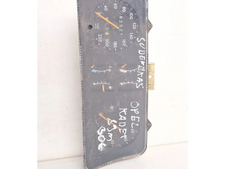 Přístrojová deska Opel Kadett D 1984