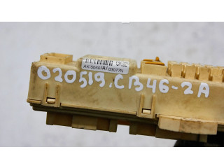   Pojistková skříňka OK53B66730   KIA Carnival 2004