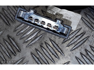 Зеркало электрическое Skoda Octavia Mk1 (1U) 1996 - 2004 года