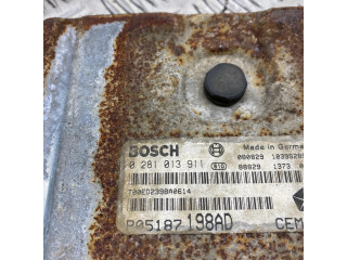 Блок управления двигателя 0281013911, P05187198AD   Jeep Grand Cherokee (WK)