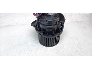 Вентилятор печки    272109977R   Dacia Jogger