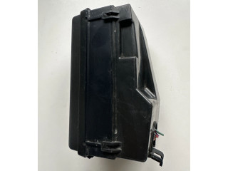 Блок предохранителей     Subaru Forester SK    