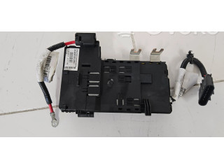 Блок предохранителей 31409755, 537628 Volvo S60