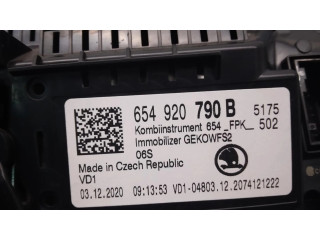 Панель приборов 654920790B Skoda Kamiq