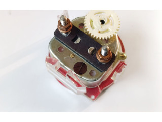 Панель приборов    Audi A6 S6 C4 4A       