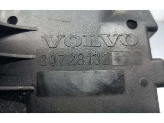 Блок предохранителей 30728132, 30728132   Volvo XC90    