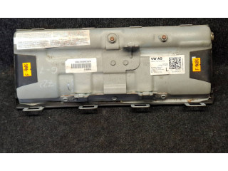 Подушка безопасности для колен 5G1880841C Volkswagen Golf VII