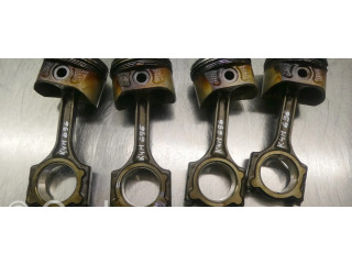 Поршень с шатуном K4M696 Dacia Duster 1.6