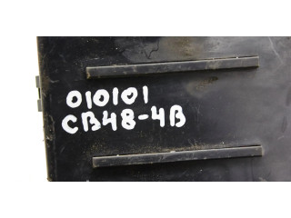 Pojistková skříňka KIA Carnival 1999