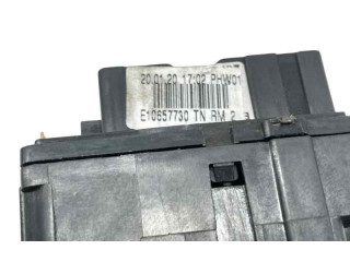 Ручка стеклоочистителей E10657730   Dacia Dokker