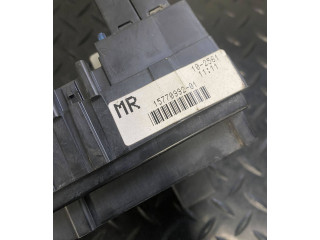 Блок предохранителей  15770992, 102561   Chevrolet Tahoe    