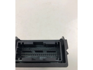 Блок управления 32358766 Volvo XC40