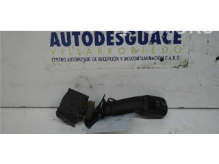 Pojistková skříňka Включатель стеклоочистителей    BMW 5 E34 1996