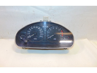 Панель приборов MR216591, MR270101 Mitsubishi Carisma