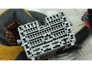 Pojistková skříňka P68445825AC Chrysler Pacifica 2019