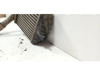 Интеркулер  847850000   Fiat Punto (188) 