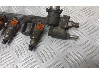 Топливная рампа 92012004 Fiat Siena