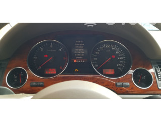 Přístrojová deska  Audi A8 S8 D3 4E 2004 4E0920900F  