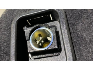 Другая деталь отделки багажника