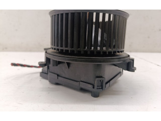Вентилятор печки 4M2820021B Audi Q5 SQ5