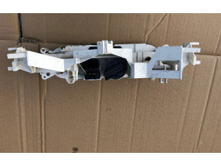 Přístrojová deska Mitsubishi Lancer 1997 MR201365