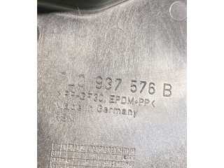 Pojistková skříňka 7l0937576b Audi Q7 4L 2007