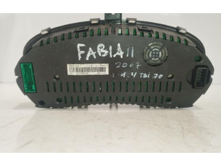 Панель приборов V2823466   Skoda Fabia Mk1 (6Y)       